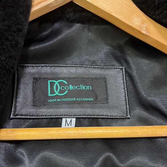 DC collections Women’s leather medium coat - Picture 3 of 5